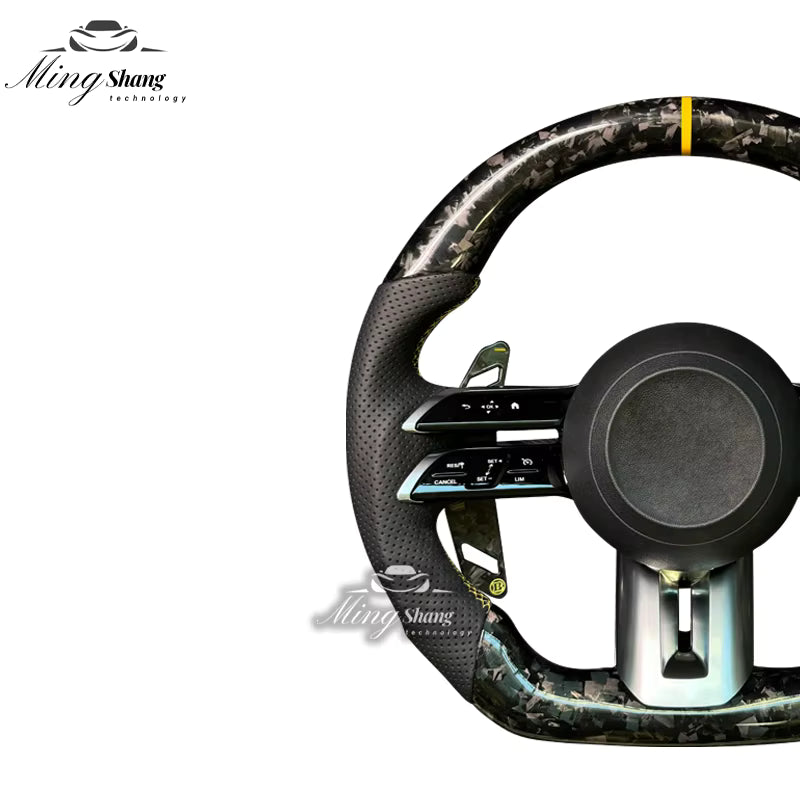 The yellow-label forged carbon fiber sports steering wheel is suitable for Mercedes-Benz GLA GLE GLC GLK CLS CLA SLC ML GL GLB C