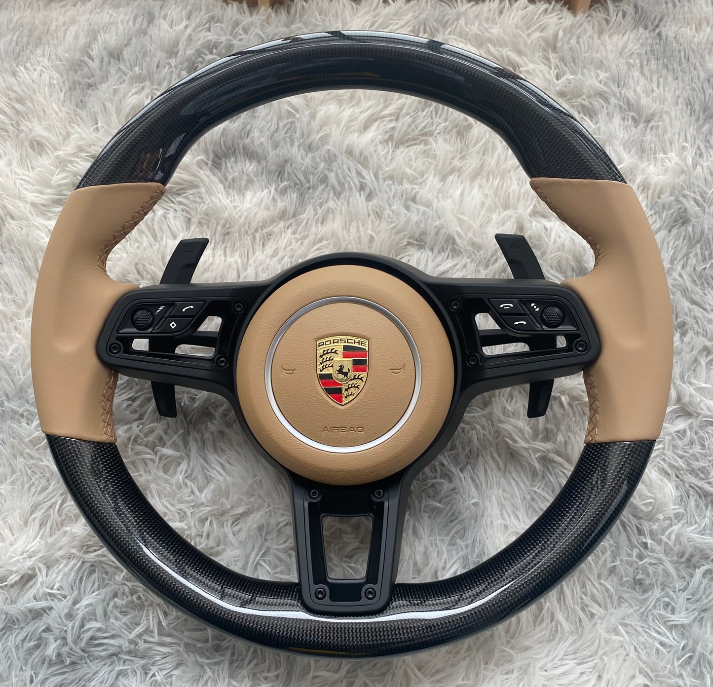 Sporty Carbon Fiber Car Steering Wheels Are Suitable for Porsche 911 992 Panamera Cayman Taycan Tayenne Macan Boxster 718Cayenne