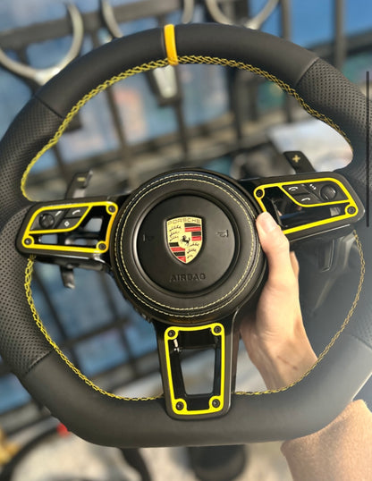 The leather sporty car steering wheel is suitable for Porsche Panamera Cayenne Macan Tayenne Boxster Taycan 718 911 Cayman Targa