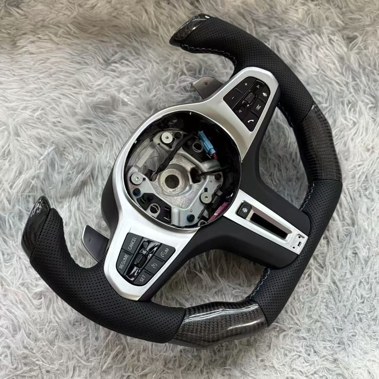 M Really Unique Carbon Steering wheel for BMW G01 G02 G05 G06 G07 G08 G11 G12 G14 G15 G16 G17 G20 G22 G23 G24 G26 G29 G30 G31 G32 G70 G80 G81 G82 G87